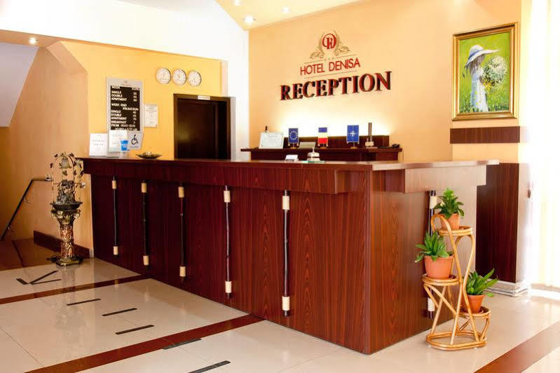 Denisa Hotel Otopeni Exterior foto